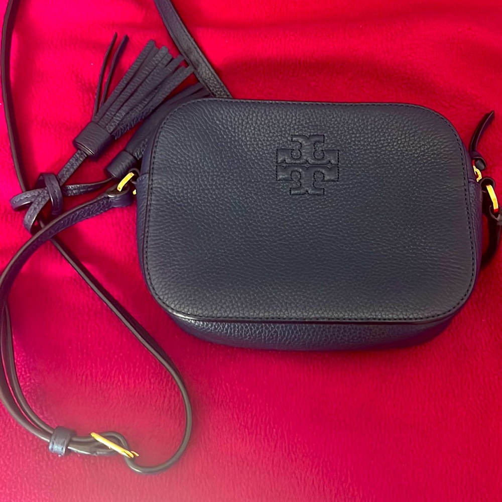 BRAND NEW Navy Blue Thea Camera Bag